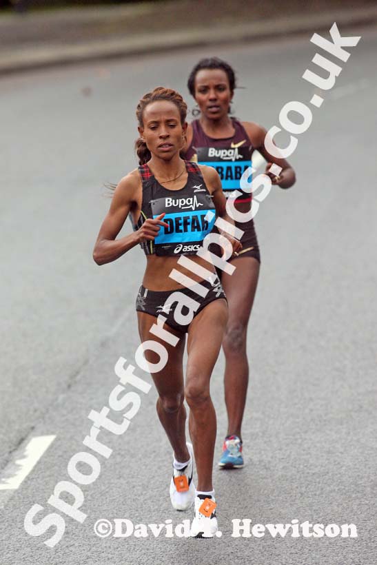 Meseret Defar leads the BUPA Great North Run.